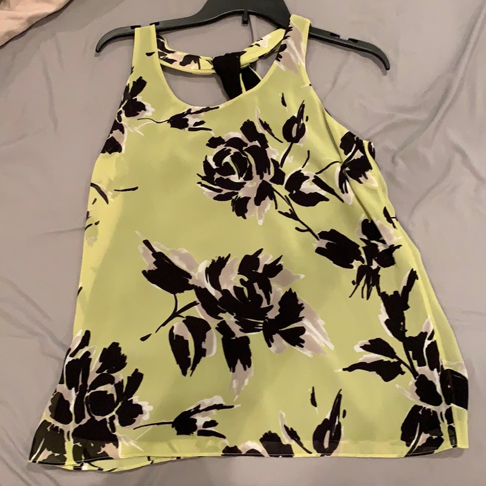 INC size 6 Womens